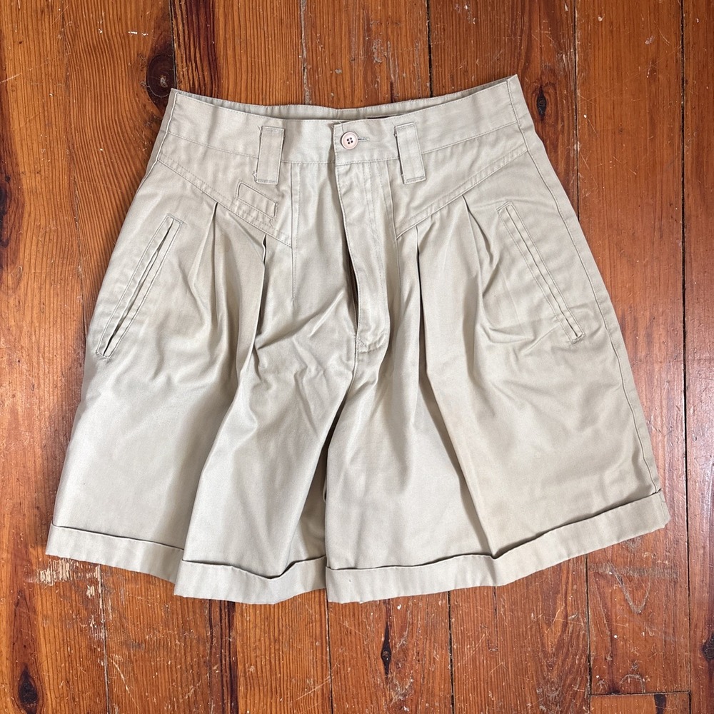 New Avenue Pleated Khaki Shorts size 10 Preppy Safari